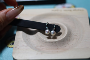 🌿 Handmade Freshwater High Heel Petal Natural Pearl Earring – Effortless Elegance, Ethically Crafted